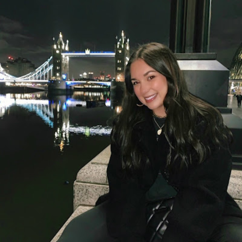 Meet your Posher, Lauren